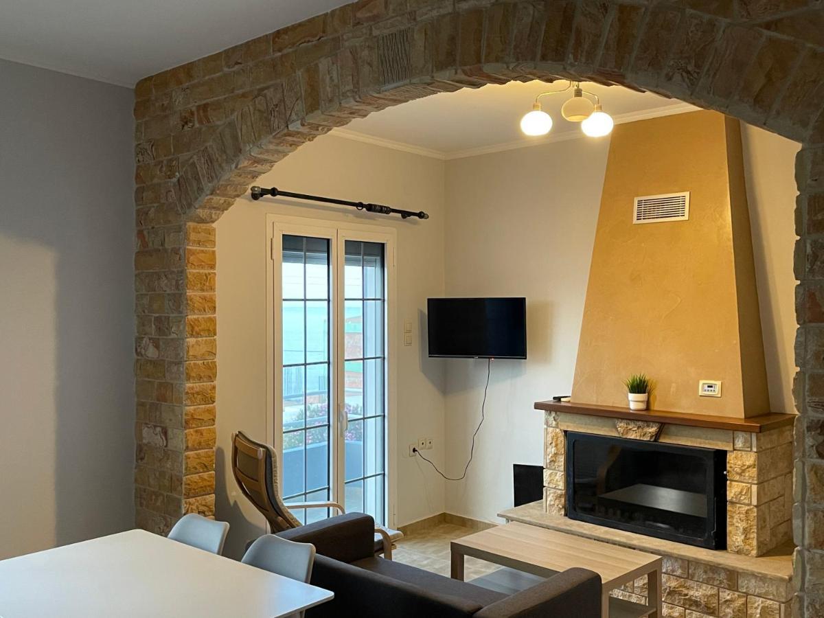 Stone Ship View Guest House Monemvasia Bagian luar foto